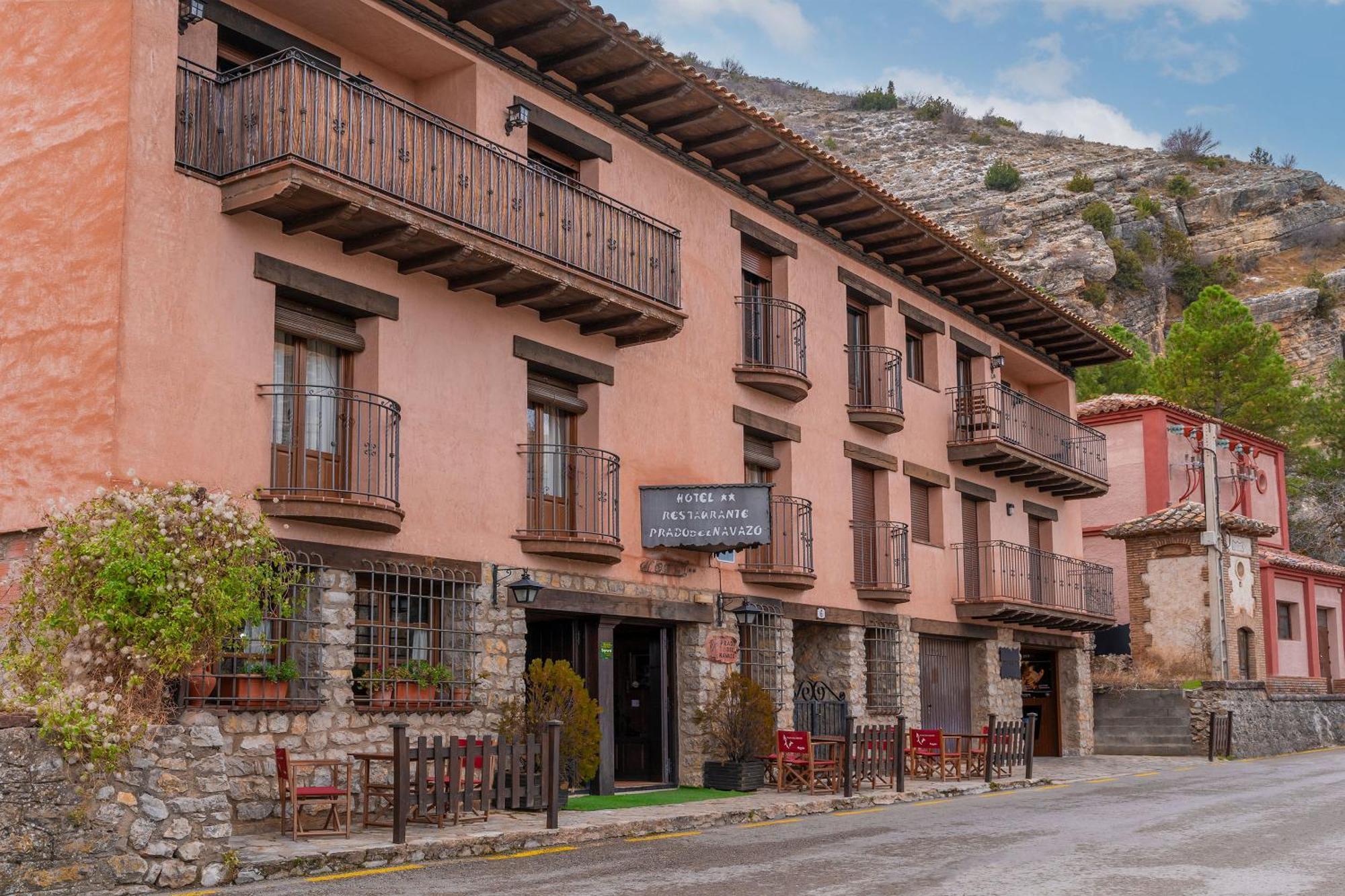 Hotel - Restaurante Prado Del Navazo Albarracín Exterior photo